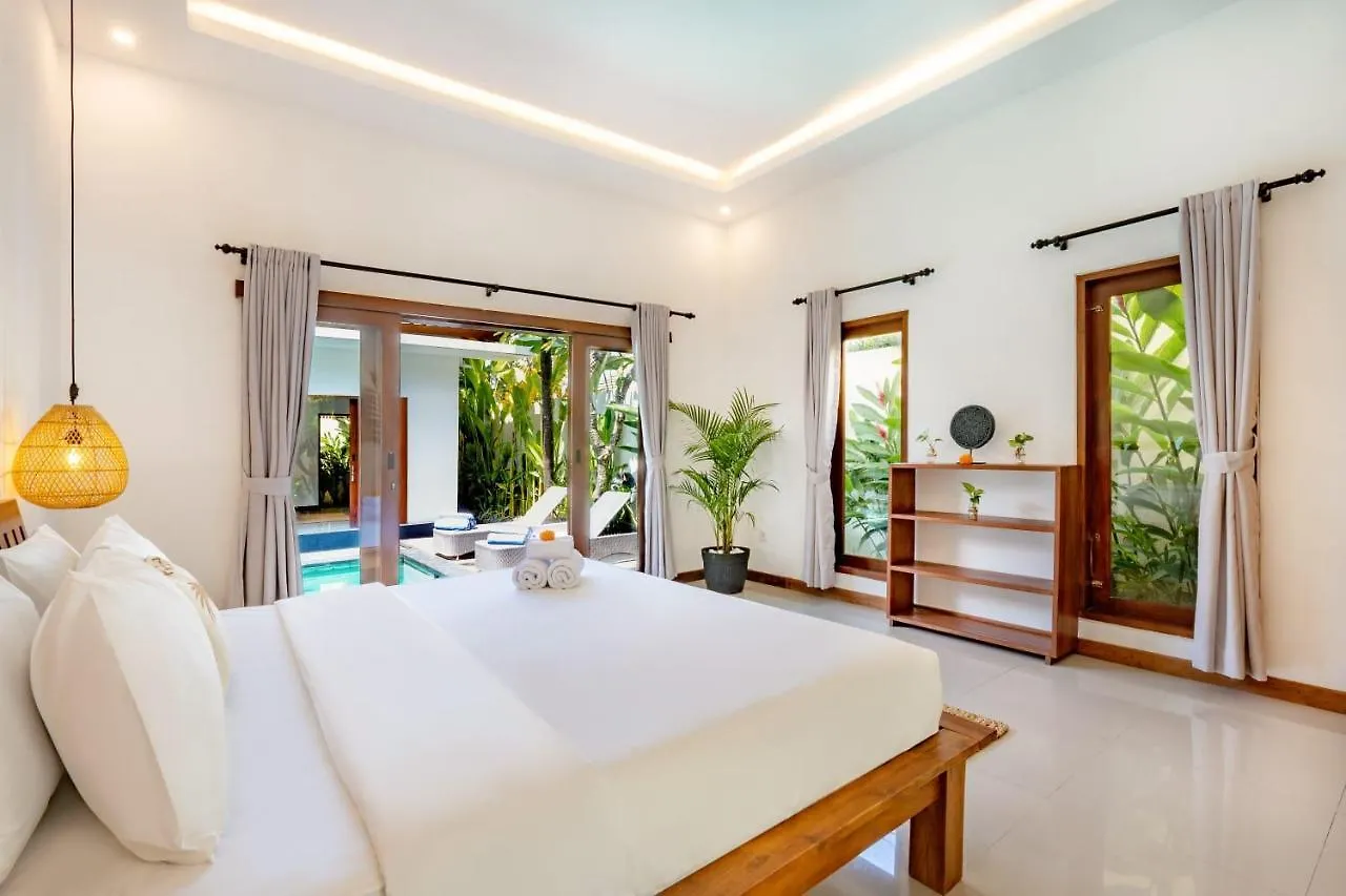 Plush And Cosy 3Bd Villa In Central Seminyak With Private Pool