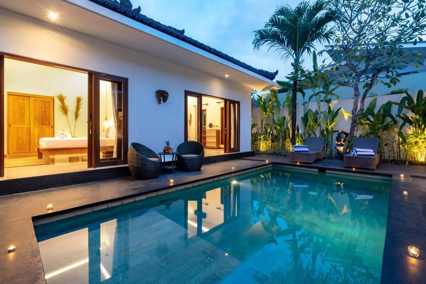 Plush And Cosy 3Bd Villa In Central Seminyak With Private Pool